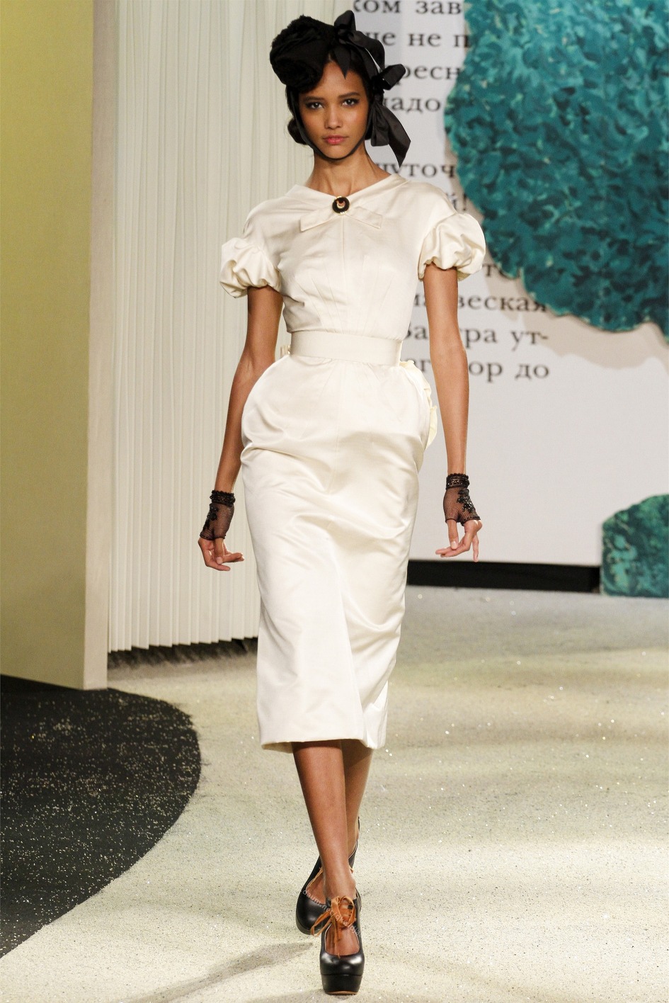 Ulyana-Sergeenko-HC-2013-6