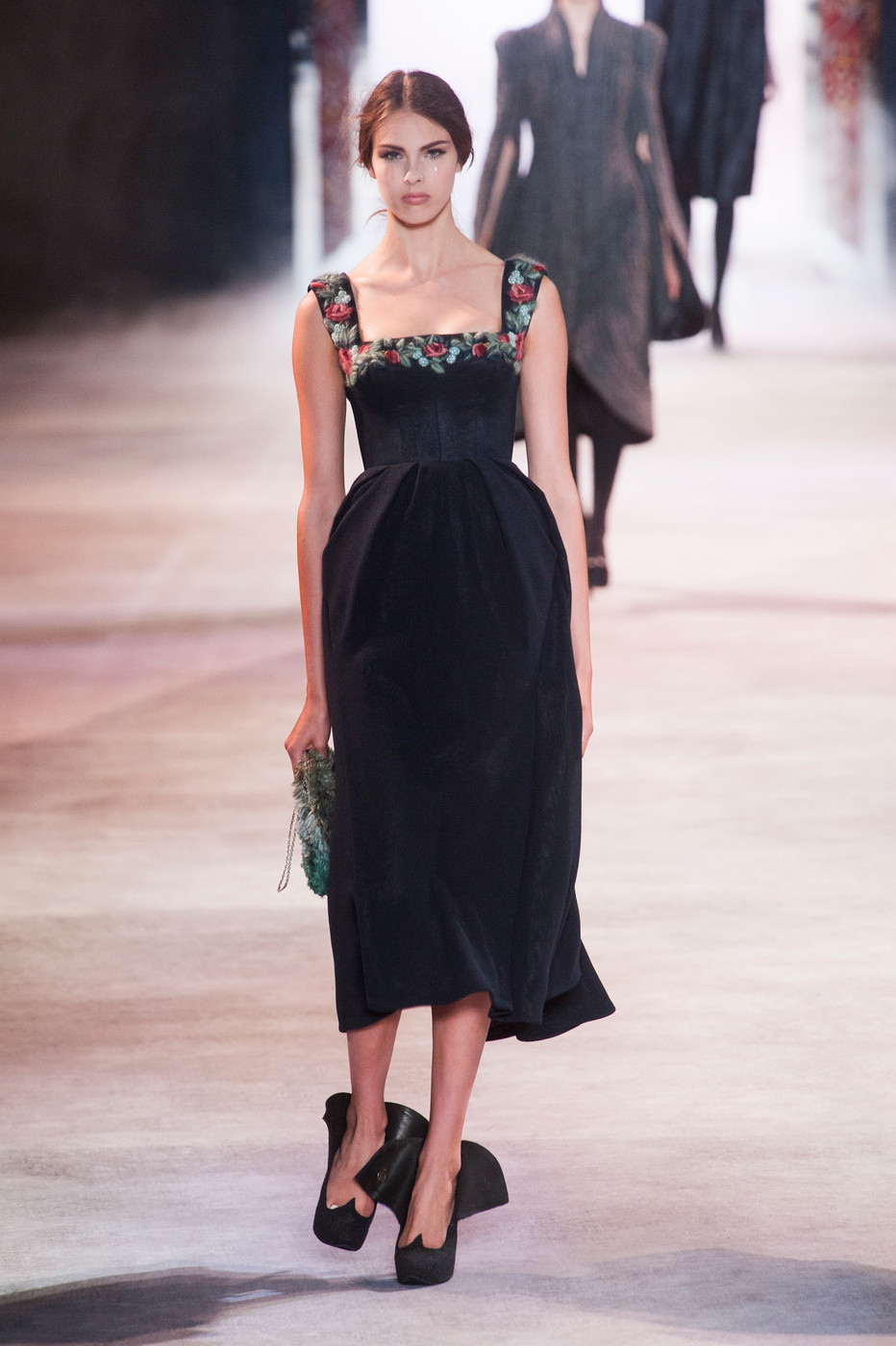 Ulyana+Sergeenko+Fall+2013+RGQlnkJ_1XAx