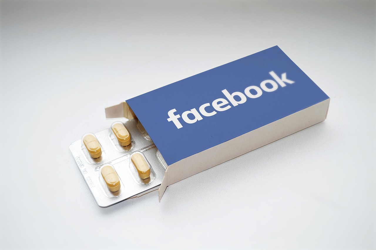 10 paşi să te tratezi de dependenţa de Facebook. Verificaţi pe mine