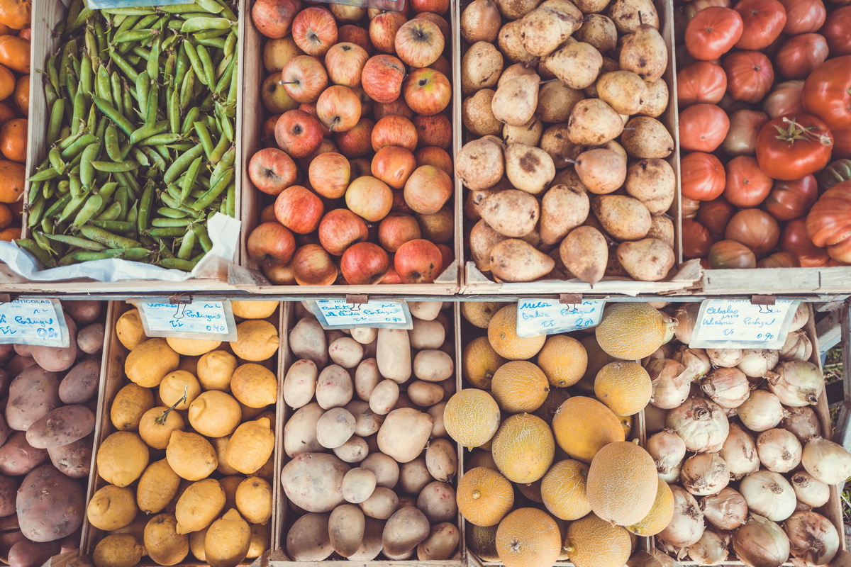 19 idei care o să te ajute să economisești la supermarket_legume la supermarket